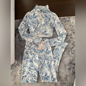 Missguided Co Ord Porcelain Print set brand new - Sold as set